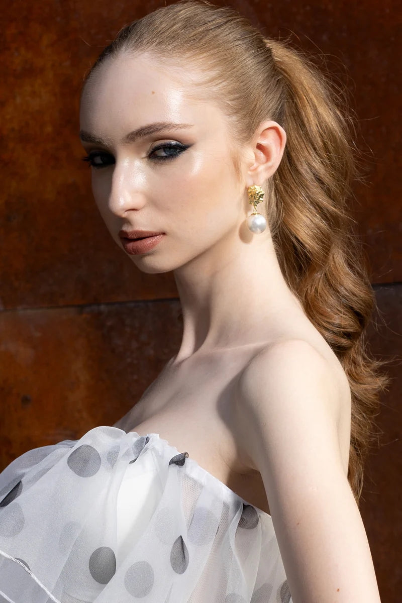 BIG PEARL EARRINGS