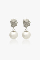 BIG PEARL EARRINGS