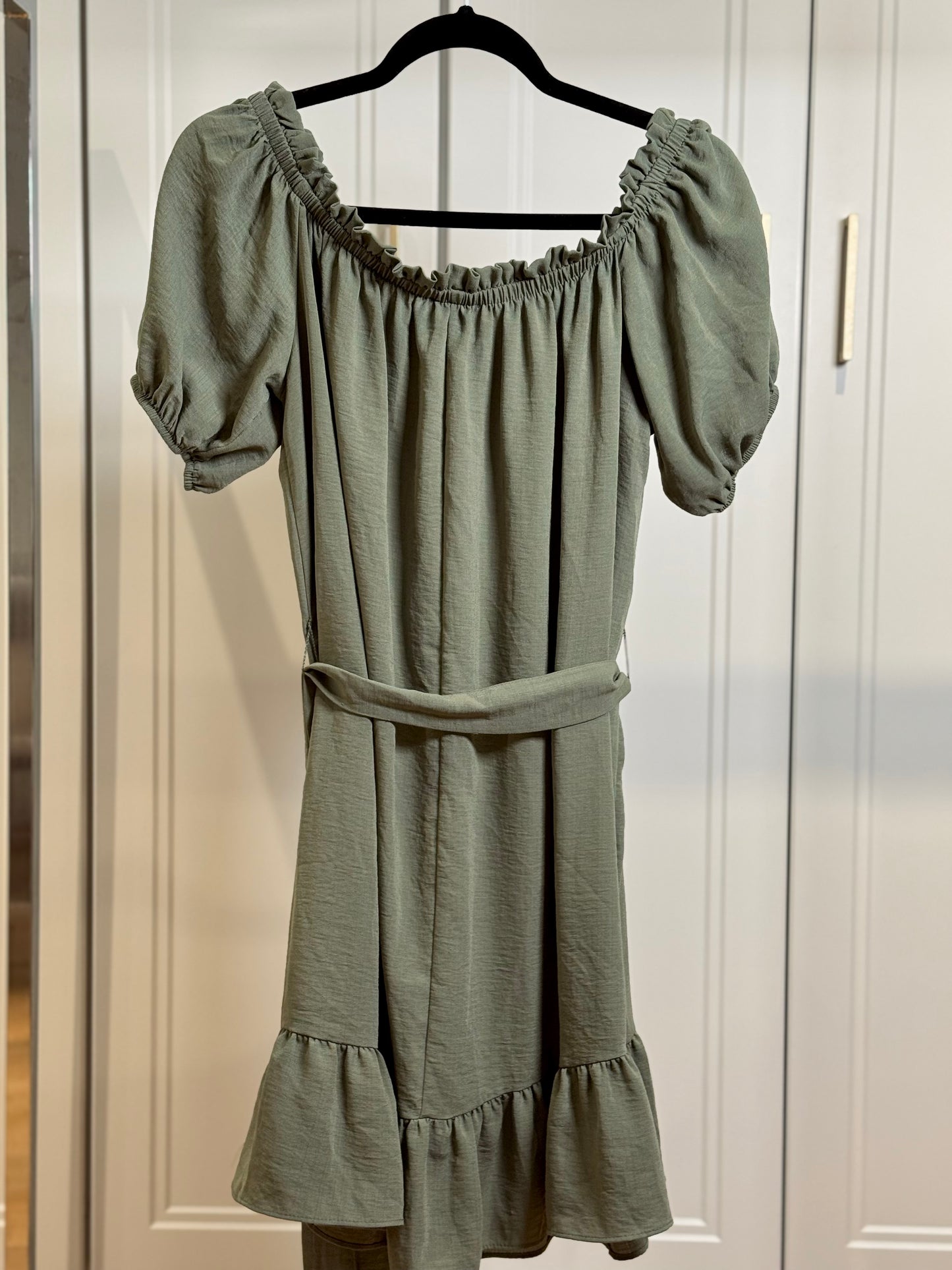 Kaki mini dress