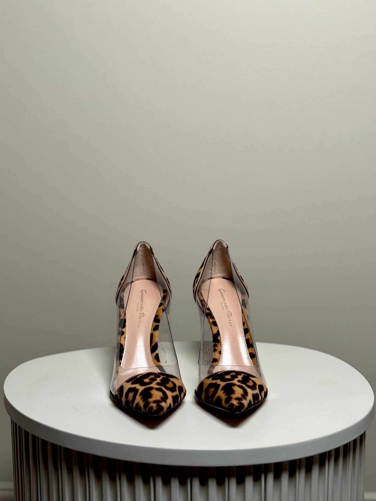 Leopard print calf-hair heels
