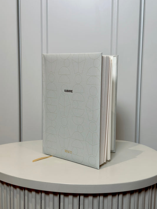 Grey notebook IUBIRE