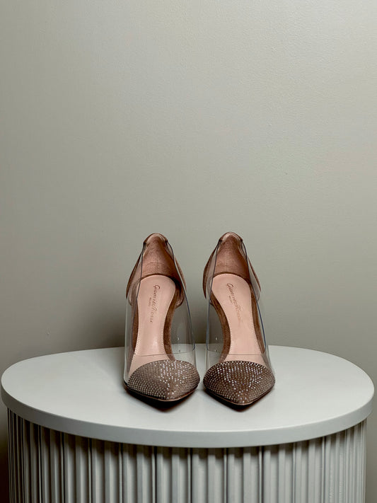 Plexi camel suede leather pumps