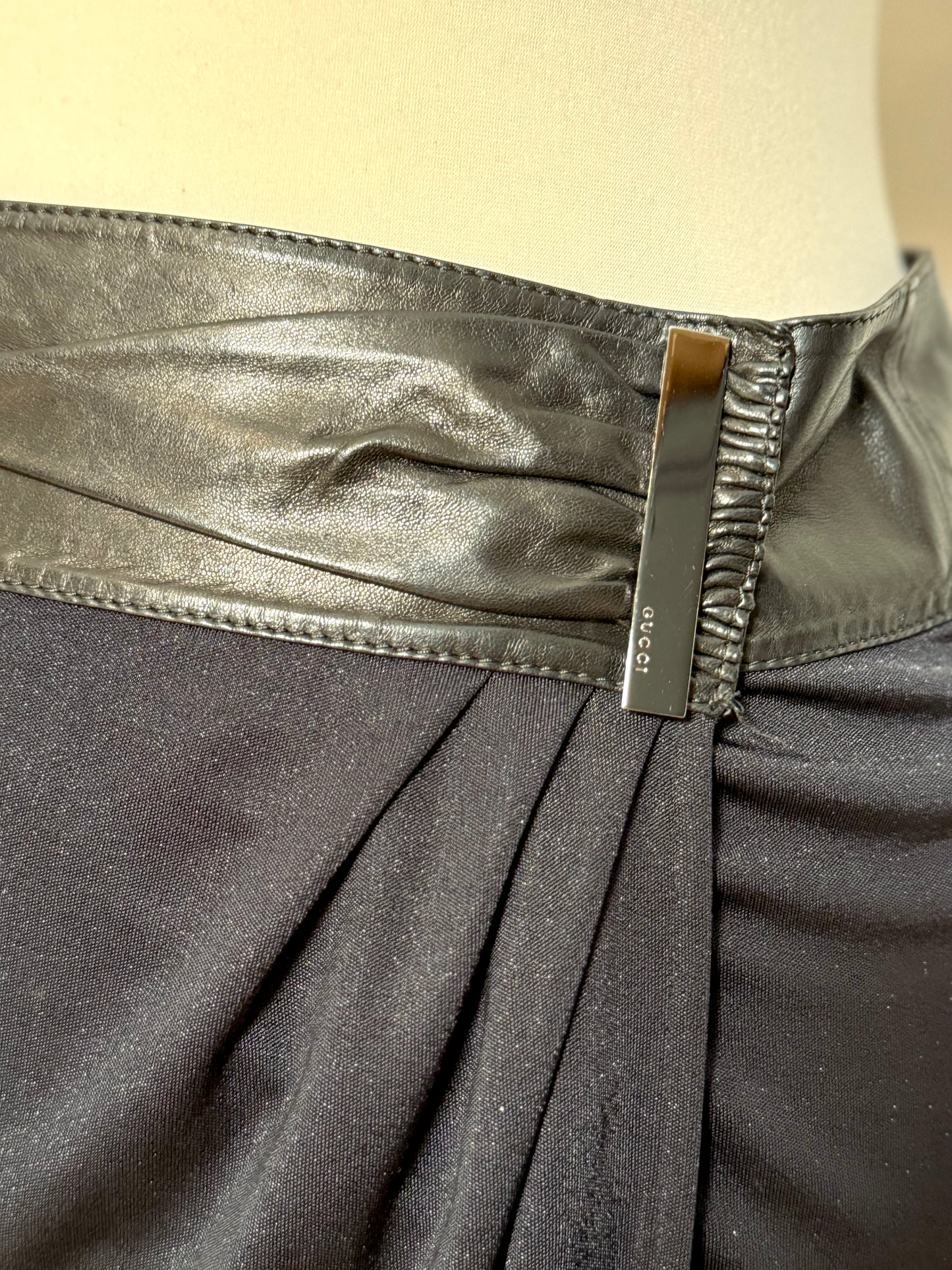 Dark navy viscose mid-length skirt
