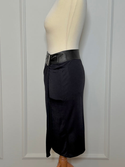 Dark navy viscose mid-length skirt