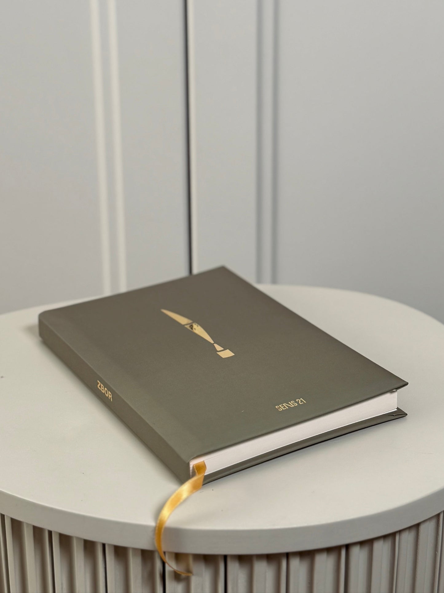 Kaki notebook ZBOR