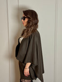 Capă din lână virgină