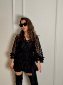 Rochie din dantelă cu volane