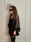 Rochie din dantelă cu volane