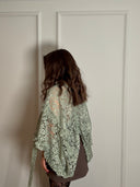 Top reversibil din dantelă